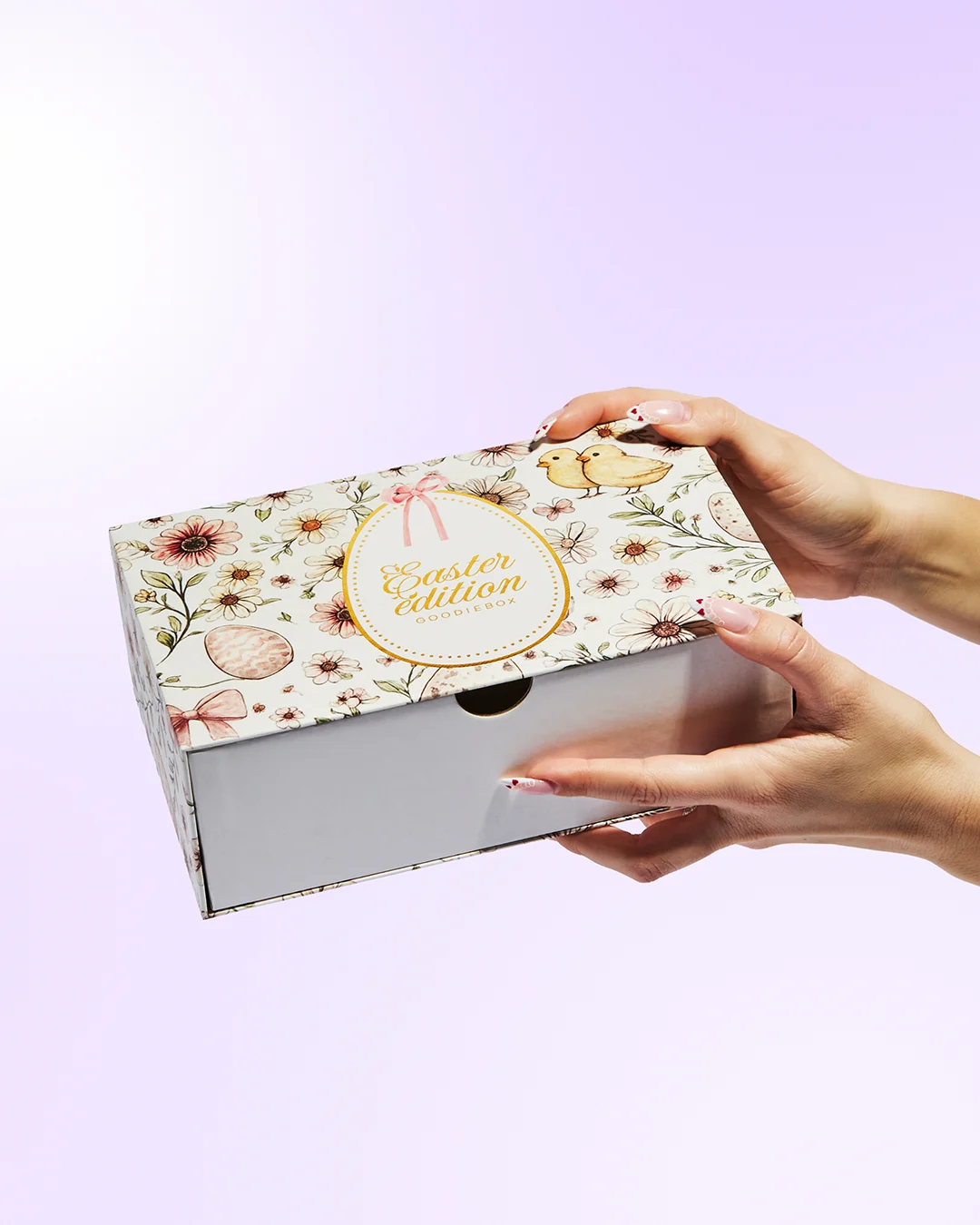 Mystery welcome box with 6 products